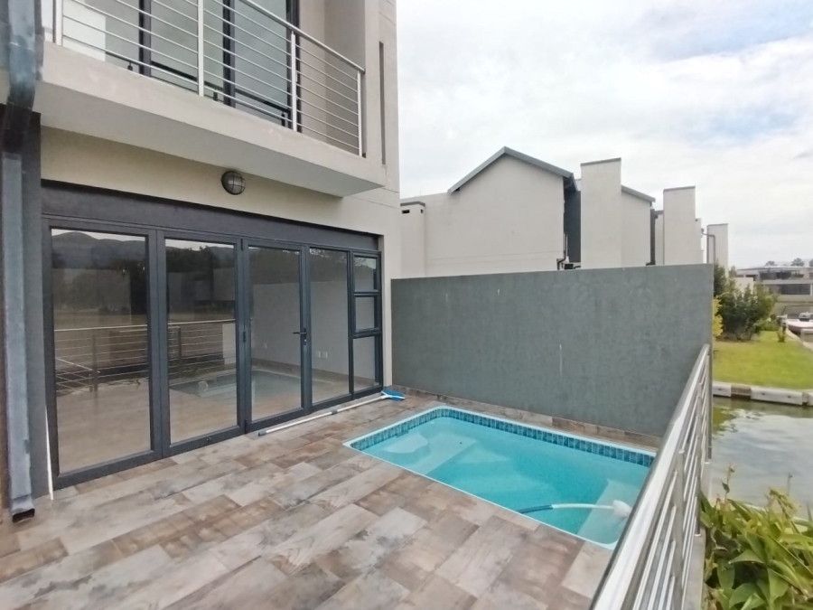 3 Bedroom Property for Sale in The Islands Estates North West